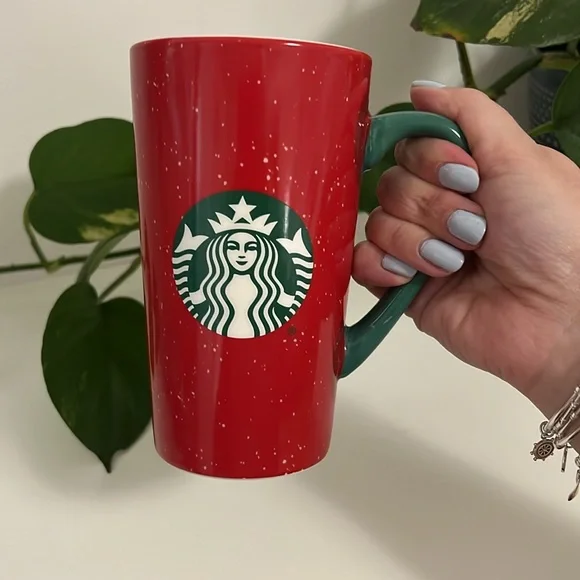 Like New Starbucks Grande Christmas Mug - Picture 5 of 7